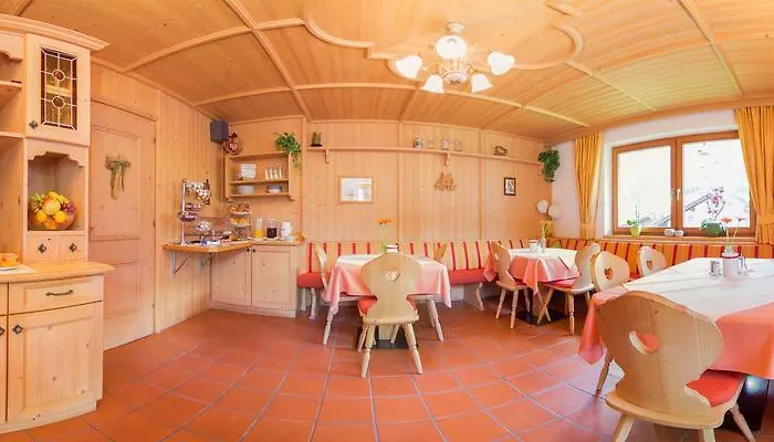 Haus Sonnenseit'n Neustift im Stubaital